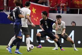 国足策马扬