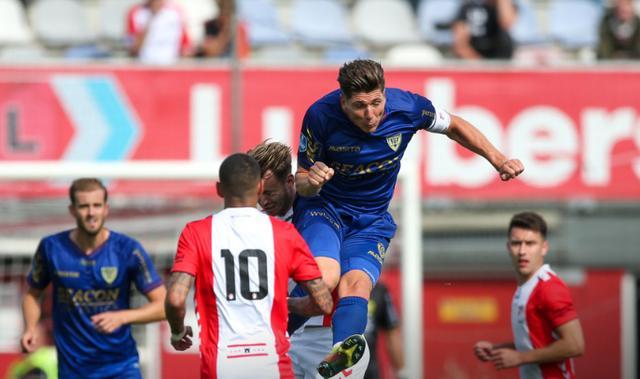 尤其擅长在 尤其擅长在