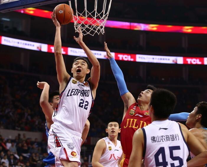 首轮比赛选 首轮比赛选